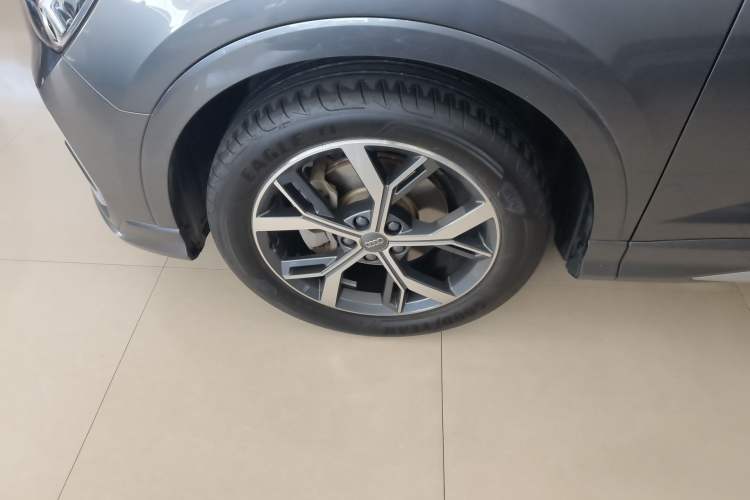 Used Audi Q3 Sportback 2020 40 TFSI Fashion Model Exterior 4