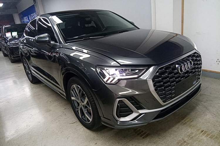 Used Audi Q3 Sportback 2020 40 TFSI Fashion Model Front Right 45 Deg