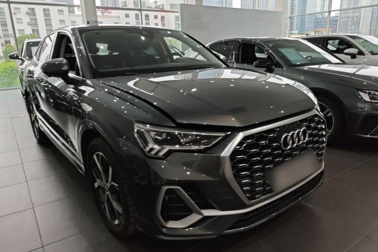 Used Audi Q3 Sportback 2020 40 TFSI Fashion Model Front Right 45 Deg