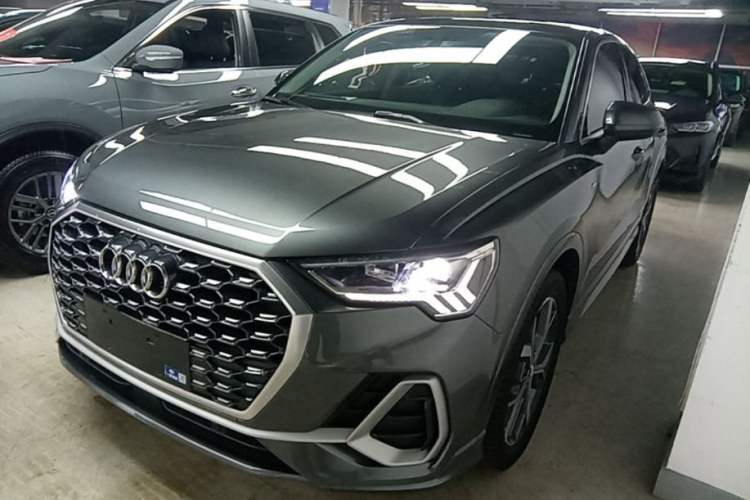 Used Audi Q3 Sportback 2020 40 TFSI Fashion Model Guazi used car, China used car export, Used car for sale, Used Audi cars, Cheapest cars for sale