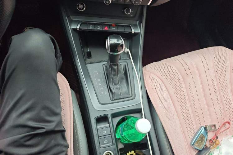 Used Audi Q3 Sportback 2020 40 TFSI Fashion Model Gear Lever