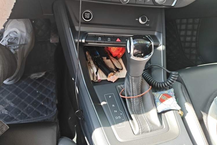 Used Audi Q3 Sportback 2020 40 TFSI Fashion Model Gear Lever