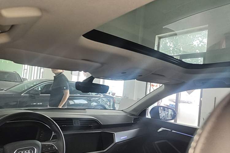 Used Audi Q3 Sportback 2020 40 TFSI Fashion Model Headliner