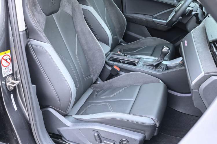 Used Audi Q3 Sportback 2020 40 TFSI Fashion Model Interior 4