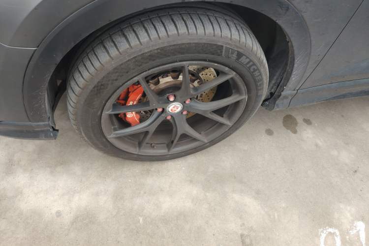 Used Audi Q3 Sportback 2020 45 TFSI quattro Fashion Edition Left Front Wheel Hub