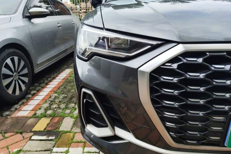 Used Audi Q3 Sportback 2020 40 TFSI Fashion Model Right Front Headlight