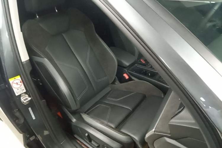 Used Audi Q3 Sportback 2020 40 TFSI Fashion Model Right Front Seat