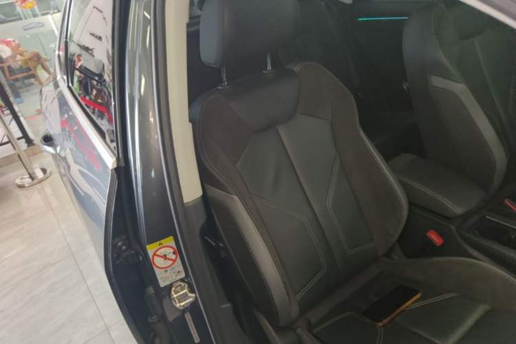 Used Audi Q3 Sportback 2020 40 TFSI Fashion Model Right Front Seat