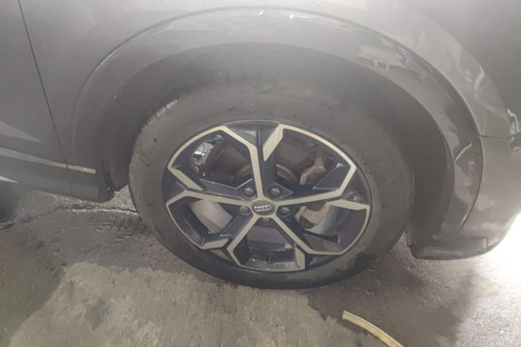 Used Audi Q3 Sportback 2020 45 TFSI quattro Fashion Edition Right Front Wheel Hub