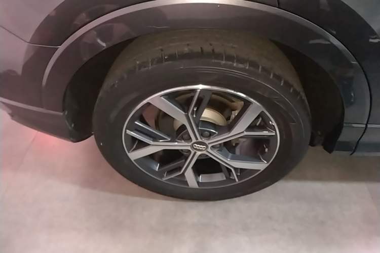 Used Audi Q3 Sportback 2020 40 TFSI Fashion Model Right Rear Wheel Hub