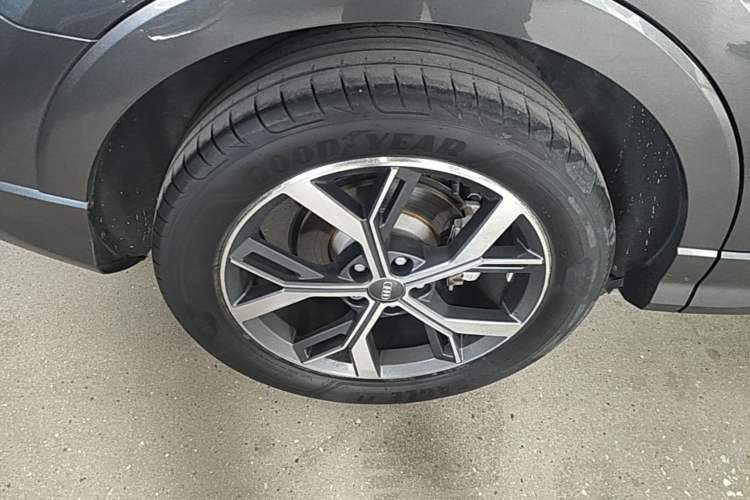 Used Audi Q3 Sportback 2020 40 TFSI Fashion Model Right Rear Wheel Hub