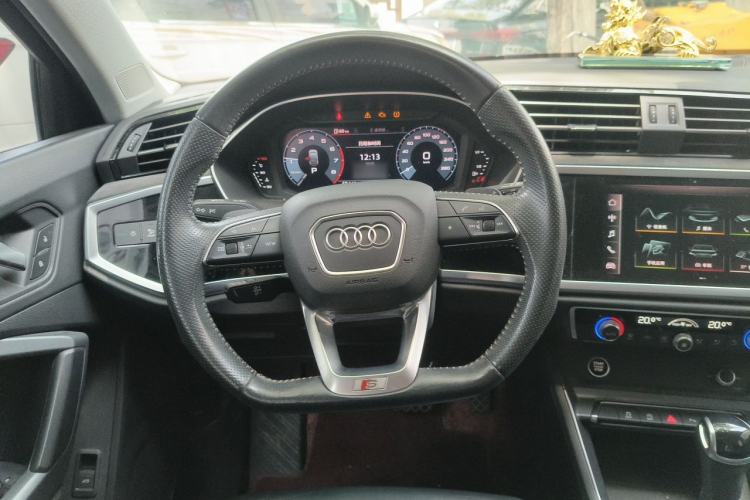 Used Audi Q3 Sportback 2020 40 TFSI Fashion Model Steering Wheel