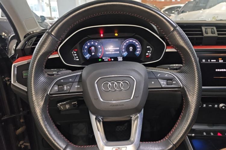 Used Audi Q3 Sportback 2020 40 TFSI Fashion Model Steering Wheel
