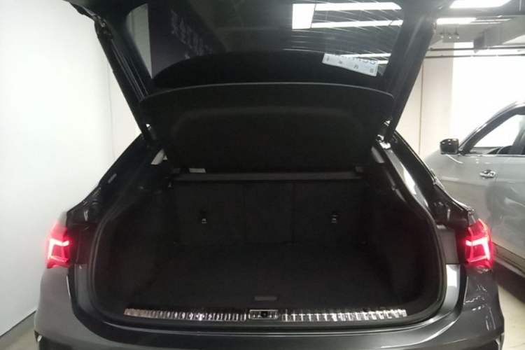 Used Audi Q3 Sportback 2020 40 TFSI Fashion Model Trunk