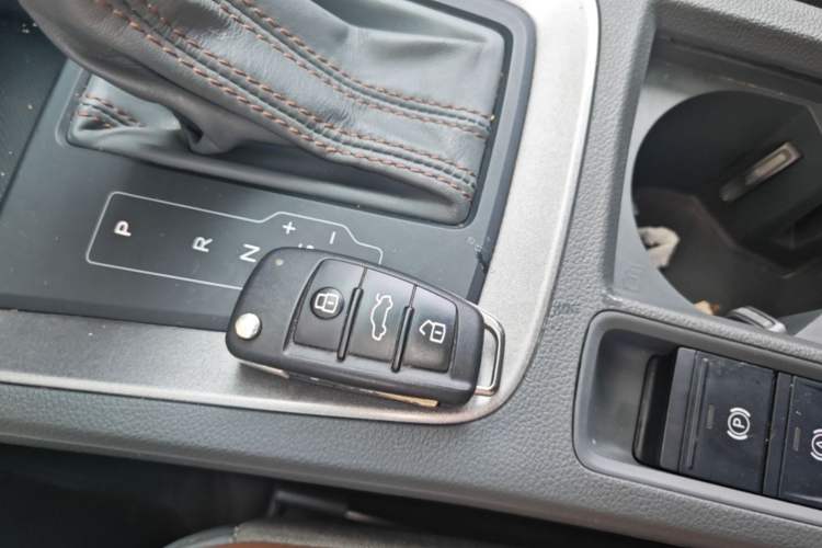 Used Audi Q3 Sportback 2020 40 TFSI Fashion Model Vehicle Key