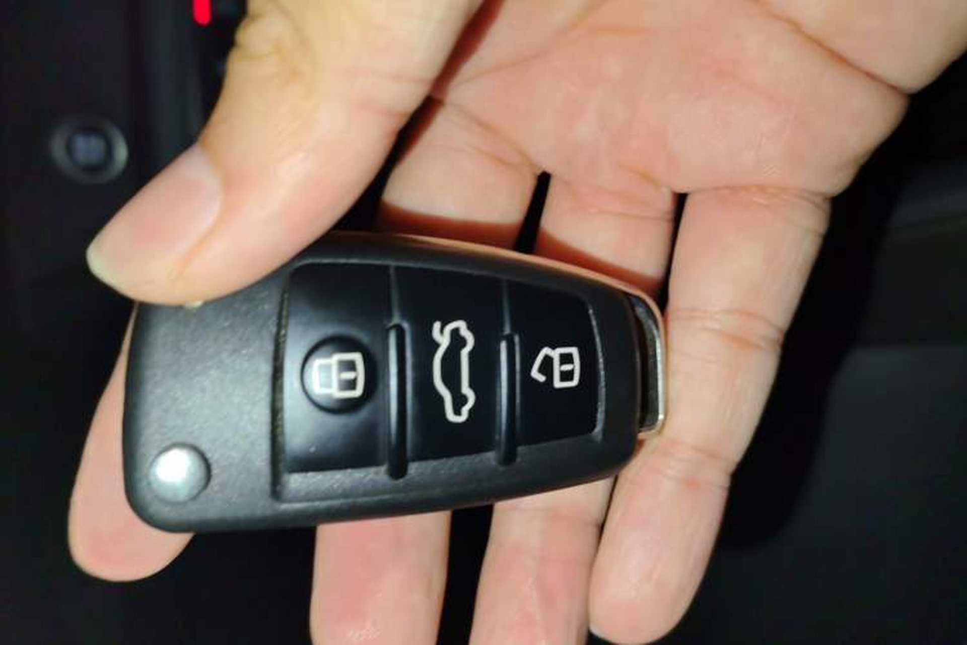 Used Audi Q3 Sportback 2020 40 TFSI Fashion Model Vehicle Key