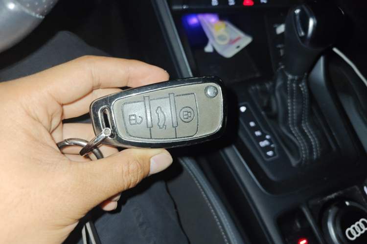 Used Audi Q3 Sportback 2020 40 TFSI Fashion Model Vehicle Key