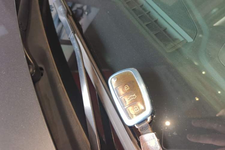 Used Audi Q3 Sportback 2020 40 TFSI Fashion Model Vehicle Key