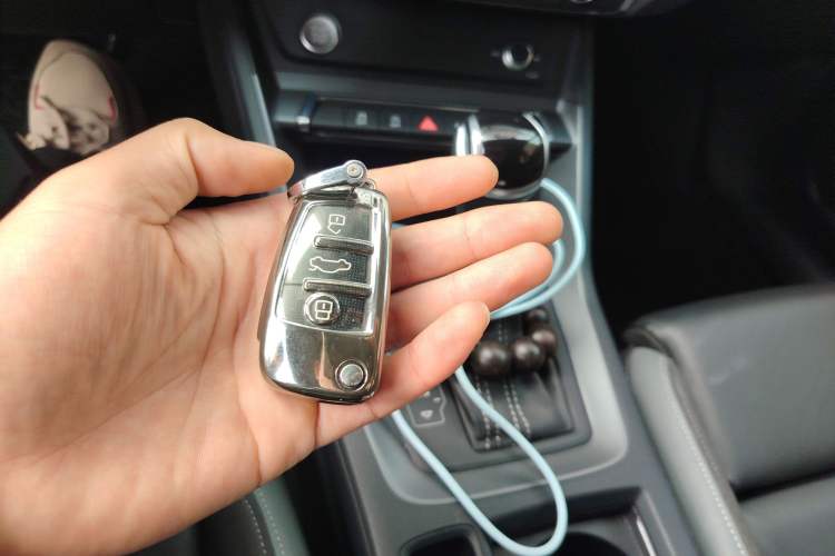 Used Audi Q3 Sportback 2020 40 TFSI Fashion Model Vehicle Key
