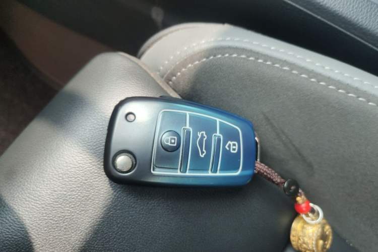 Used Audi Q3 Sportback 2020 40 TFSI Fashion Model Vehicle Key