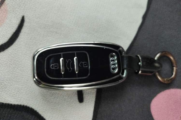 Used Audi Q3 Sportback 2020 40 TFSI Fashion Model Vehicle Key