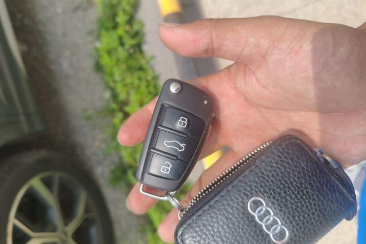 Used Audi Q3 Sportback 2020 40 TFSI Fashion Model Vehicle Key