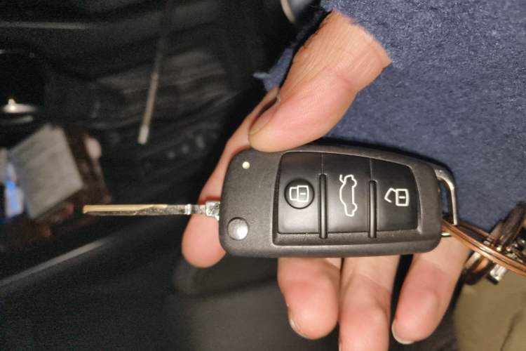 Used Audi Q3 Sportback 2020 40 TFSI Fashion Model Vehicle Key