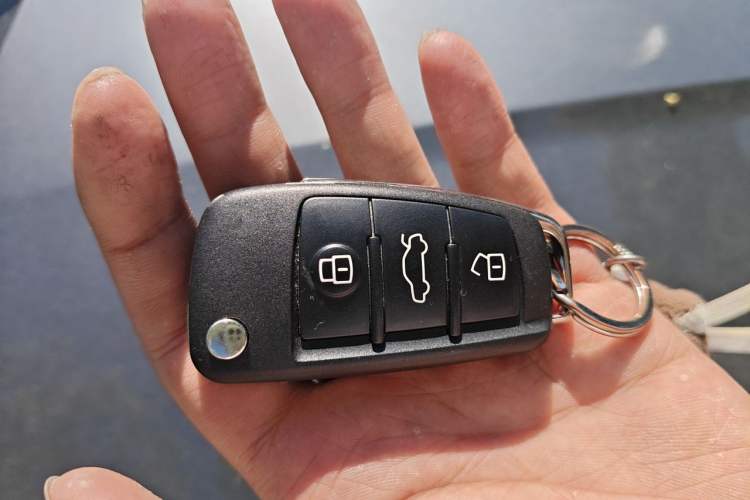 Used Audi Q3 Sportback 2020 40 TFSI Fashion Model Vehicle Key