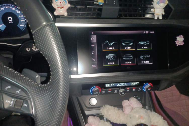 Used Audi Q3 Sportback 2020 40 TFSI Fashion Model Audio And AC Panel