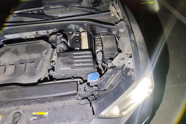 Used Audi Q3 Sportback 2020 40 TFSI Fashion Model Engine Bay Left