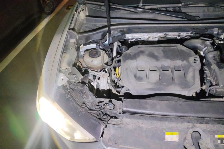 Used Audi Q3 Sportback 2020 40 TFSI Fashion Model Engine Bay Right