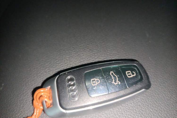 Used Audi Q3 Sportback 2020 40 TFSI Fashion Model Vehicle Key