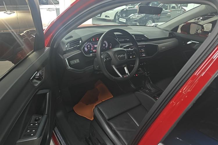 Used Audi Q3 Sportback 2020 35 TFSI Ambition Edition Driver Seat