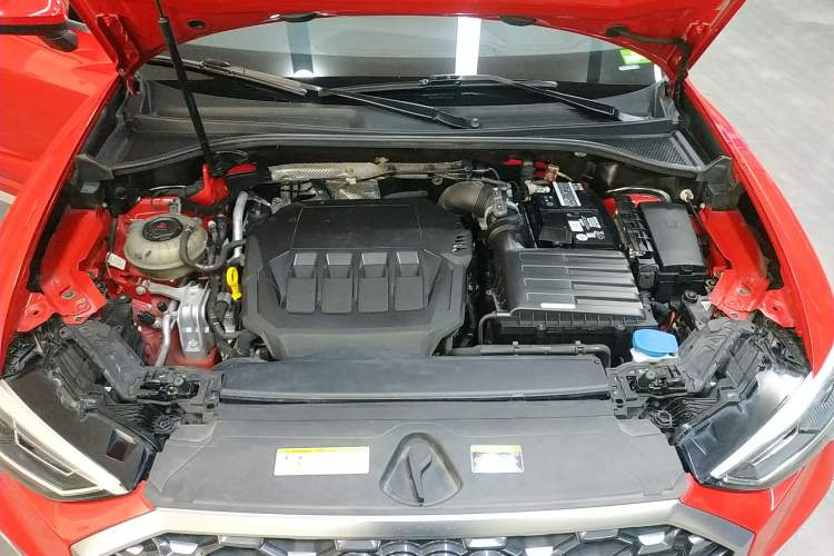 Used Audi Q3 Sportback 2020 40 TFSI Fashion Model Engine Bay