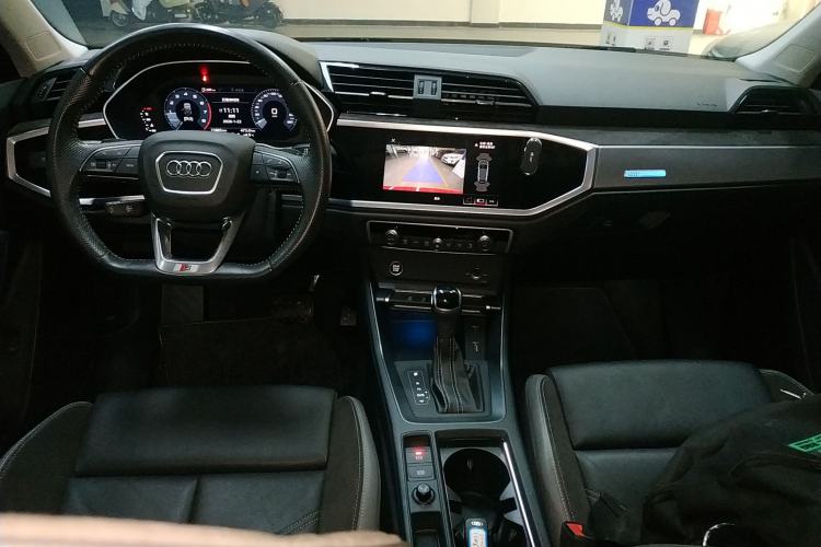 Used Audi Q3 Sportback 2020 40 TFSI Fashion Model Interior 2