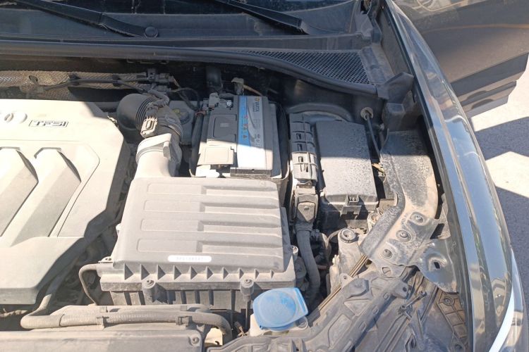 Used Audi Q3 Sportback 2020 40 TFSI Fashion Model Engine Bay Left