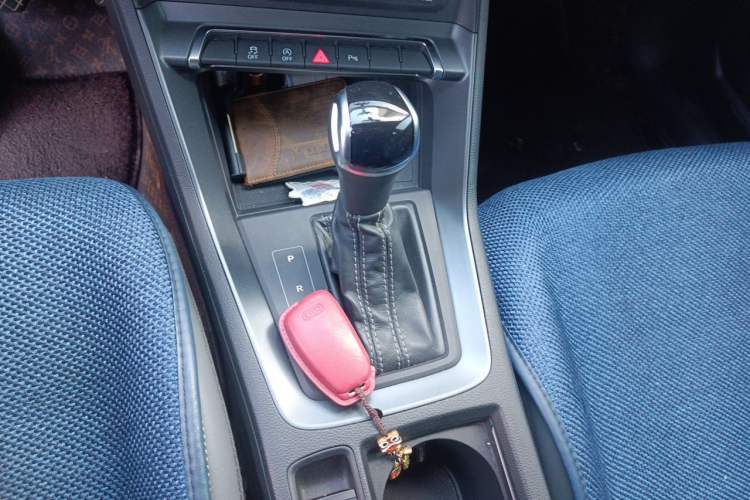 Used Audi Q3 Sportback 2020 40 TFSI Fashion Model Gear Lever