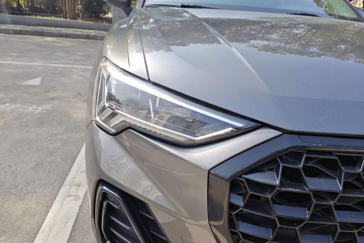 Used Audi Q3 Sportback 2020 40 TFSI Fashion Model Right Front Headlight