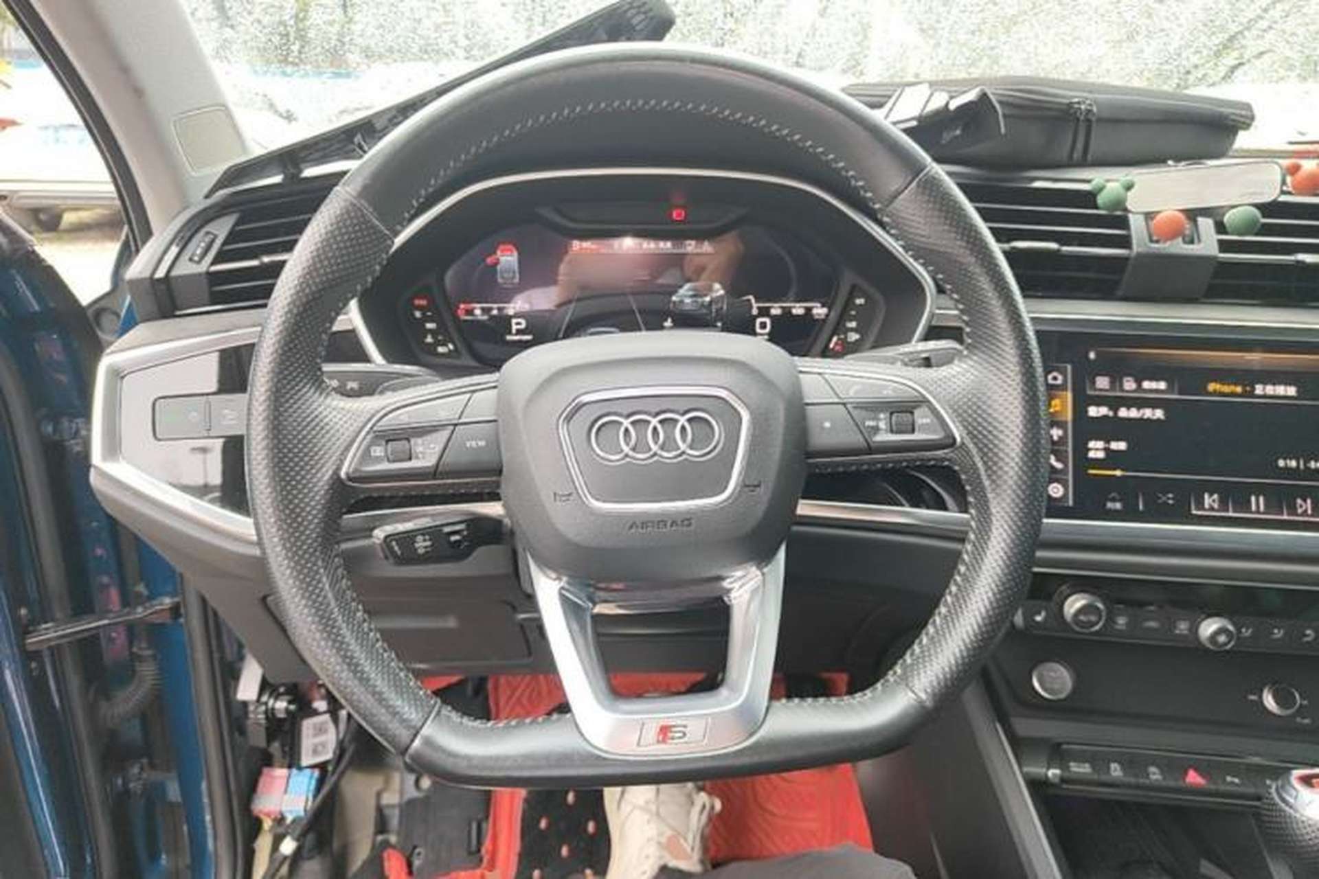 Used Audi Q3 Sportback 2020 45 TFSI quattro Luxury Edition Steering Wheel