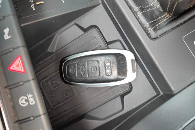 Used Audi Q3 Sportback 2020 45 TFSI quattro Luxury Edition Vehicle Key