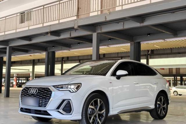 Ojetý Audi Q3 Sportback 2020 40 TFSI Fashion Model