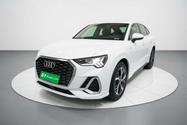 Ojetý Audi Q3 Sportback 2020 40 TFSI Fashion Model
