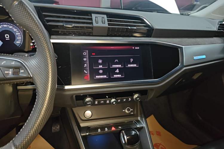 Used Audi Q3 Sportback 2020 40 TFSI Fashion Model Audio And AC Panel