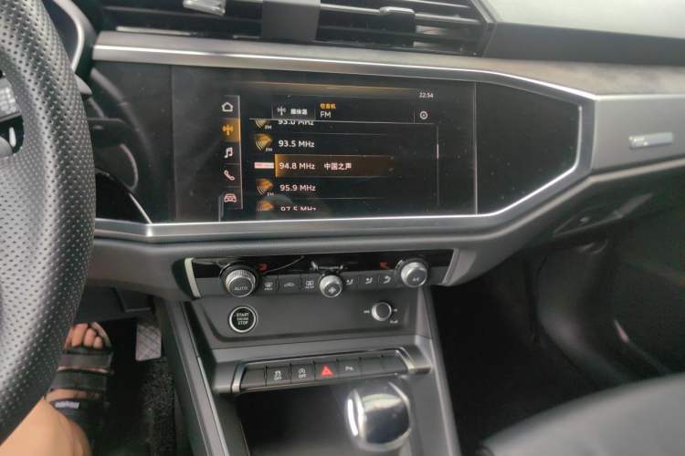 Used Audi Q3 Sportback 2020 40 TFSI Fashion Model Audio And AC Panel