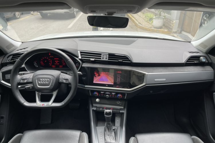 Used Audi Q3 Sportback 2020 40 TFSI Fashion Model Audio And AC Panel