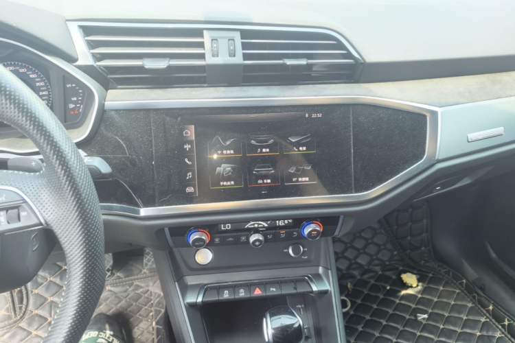 Used Audi Q3 Sportback 2020 40 TFSI Fashion Model Audio And AC Panel