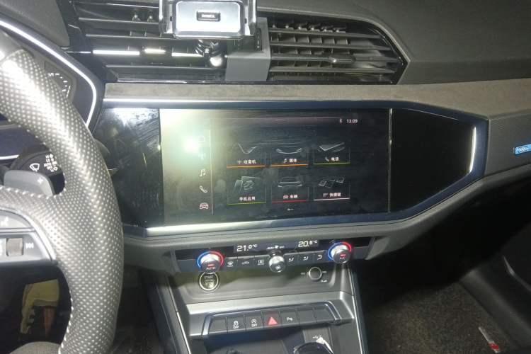 Used Audi Q3 Sportback 2020 40 TFSI Fashion Model Audio And AC Panel