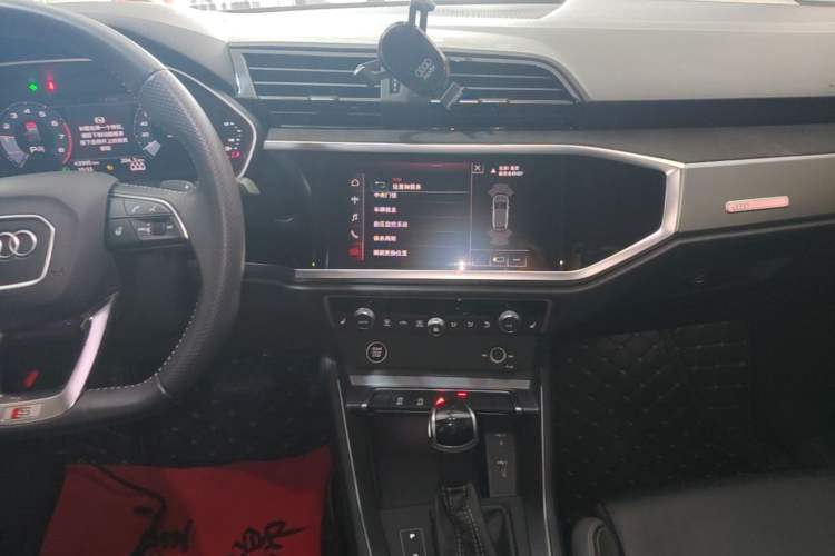 Used Audi Q3 Sportback 2020 40 TFSI Fashion Model Audio And AC Panel