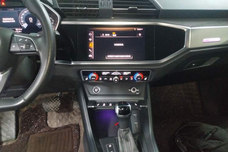 Used Audi Q3 Sportback 2020 40 TFSI Fashion Model Audio And AC Panel