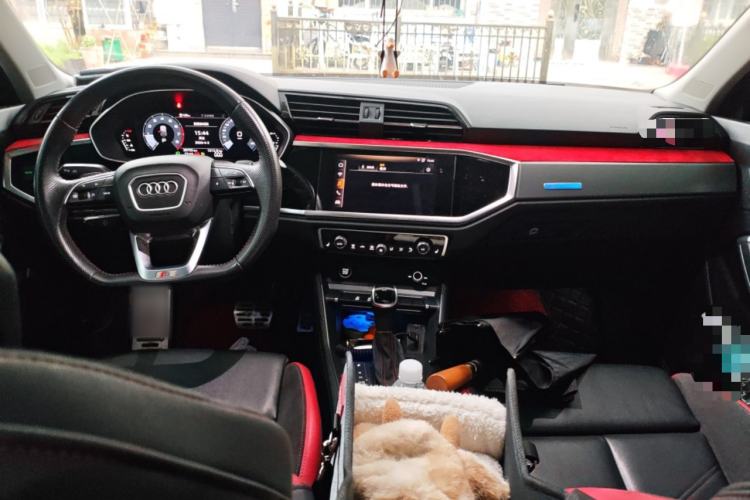 Used Audi Q3 Sportback 2020 40 TFSI Fashion Model Center Console